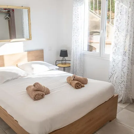 Hébergement de vacances Maison Vue Les Grandes Terrasses *