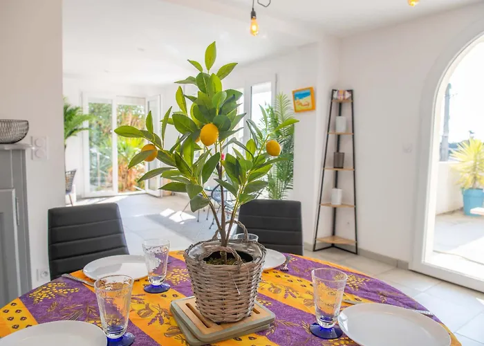 Maison Vue Les Grandes Terrasses 別荘 ルカート