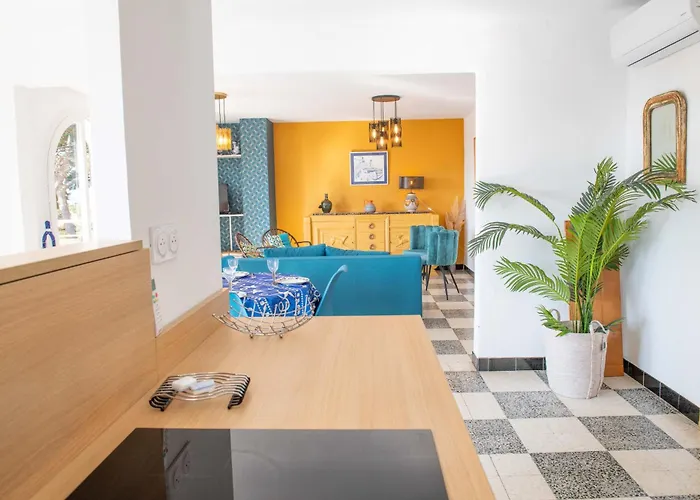Maison Vue Les Grandes Terrasses ルカート